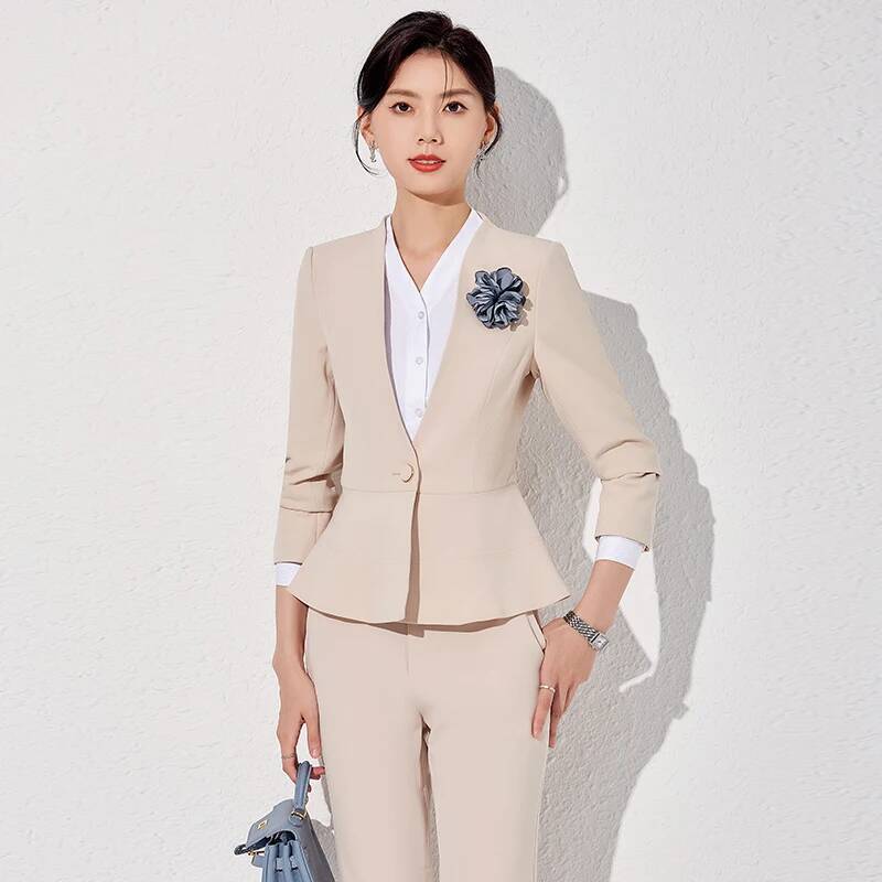 Resmi Üniforma Stilleri Kadın  - Women Formal Wear Interview incelemesi ve fiyatı