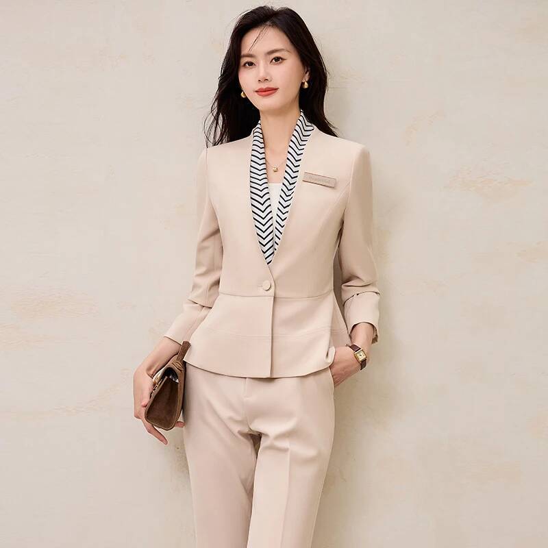 Resmi Üniforma Stilleri Kadın  - Women Formal Wear Interview incelemesi ve fiyatı