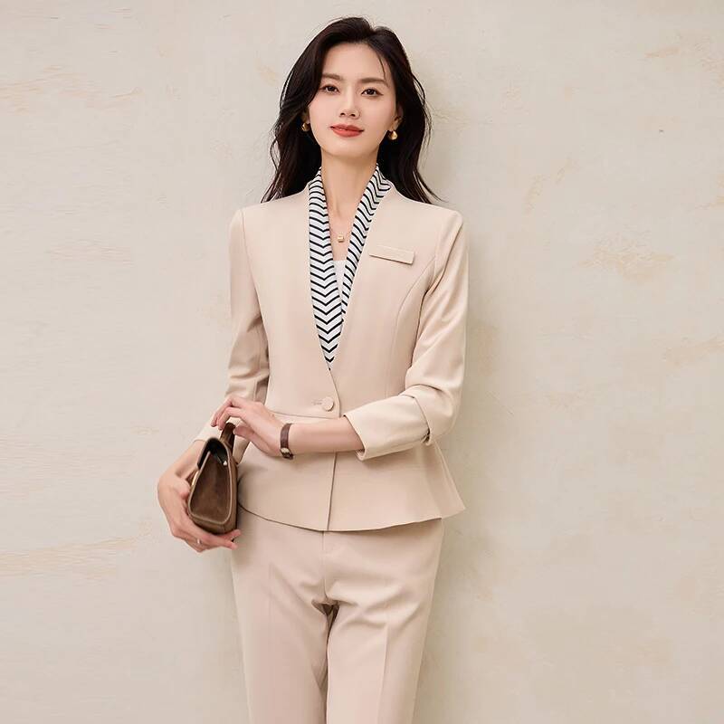 Resmi Üniforma Stilleri Kadın  - Women Formal Wear Interview incelemesi ve fiyatı