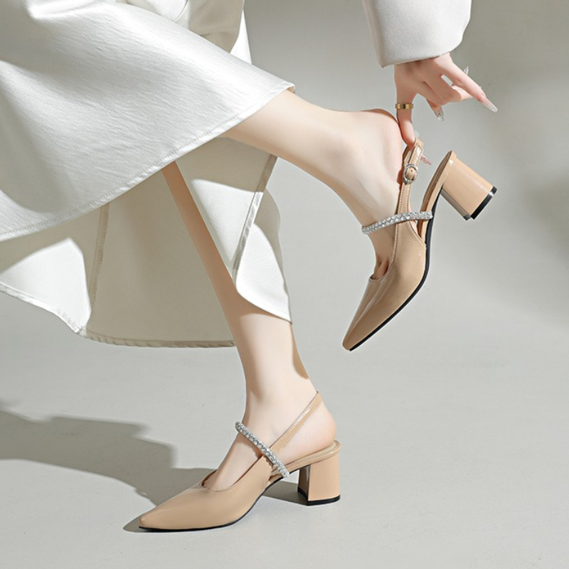 Kadınlar için Kare Burunlu, Ta - Formal Women Daily Wear Sandals incelemesi ve fiyatı